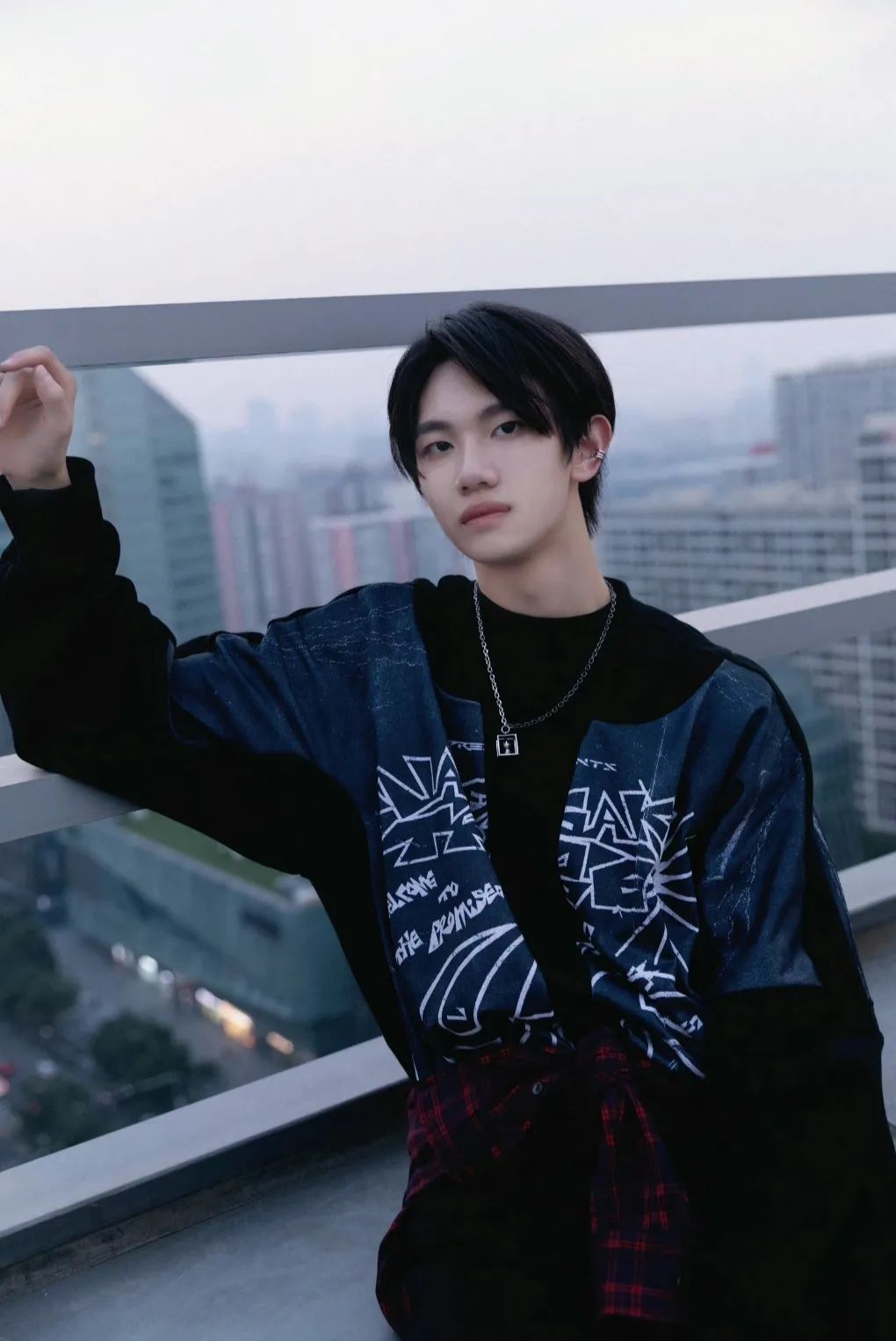 黄文锦↓李曦杰↓刘傅杰,04年,来自中国香港,是《天天向上》天天兄弟