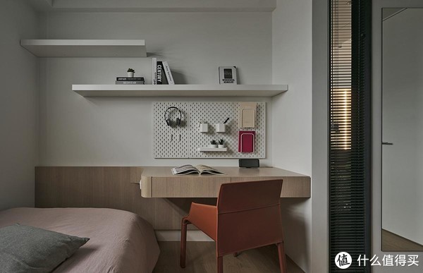 我见过最舒适解压的家，全屋低调又沉稳，简直就是理想的家休闲区蓝鸢梦想 - Www.slyday.coM