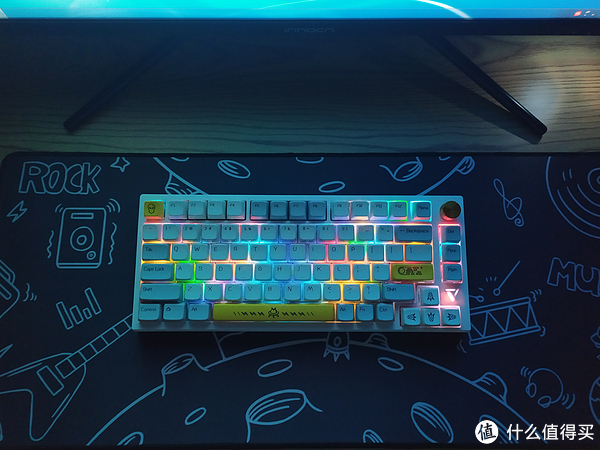 颜值和手感都特别能打的三模gasket机械键盘长啥样？休闲区蓝鸢梦想 - Www.slyday.coM