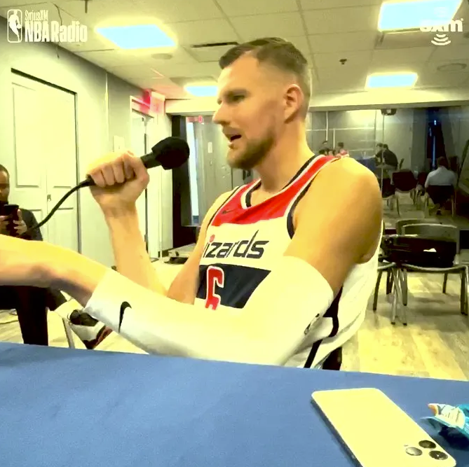 波尔津吉斯：团队成功最重要，我发挥好球队排第12一样没用休闲区蓝鸢梦想 - Www.slyday.coM