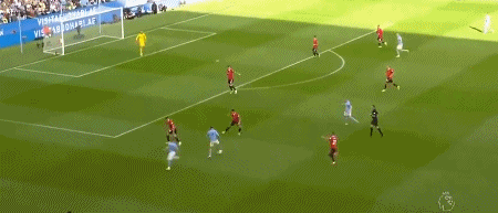 哈兰德完成帽子戏法。