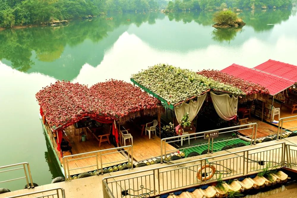 假期还在纠结去哪玩？崇左有一个游船赏景、喝下午茶的好去处！休闲区蓝鸢梦想 - Www.slyday.coM