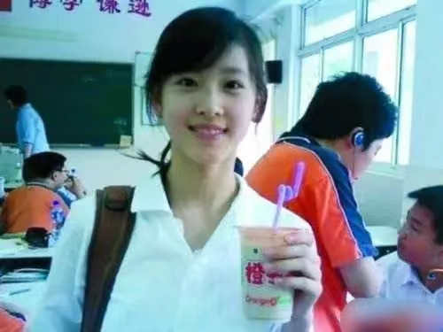 刘强东明州案终于结案！公开向章泽天致歉 ，同时官宣二胎喜讯！休闲区蓝鸢梦想 - Www.slyday.coM