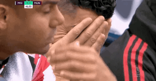 一代新人换旧人，C罗无奈掩面。