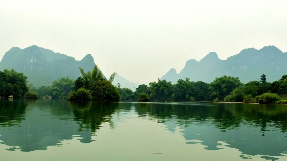 假期还在纠结去哪玩？崇左有一个游船赏景、喝下午茶的好去处！休闲区蓝鸢梦想 - Www.slyday.coM