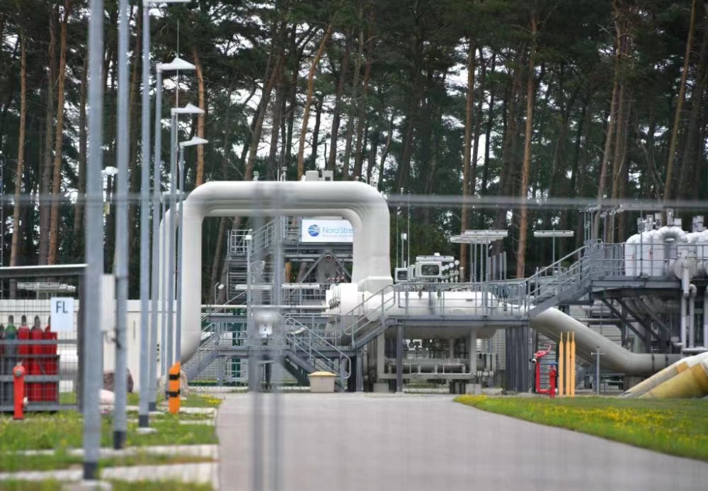 这是9月14日在德国卢布明拍摄的“北溪-1”天然气管道相关设施。新华社记者任鹏飞摄