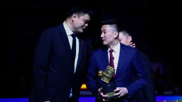 冲上热搜！曝广东男篮29人被隔离，引发争议，舆论：杜锋流年不利休闲区蓝鸢梦想 - Www.slyday.coM