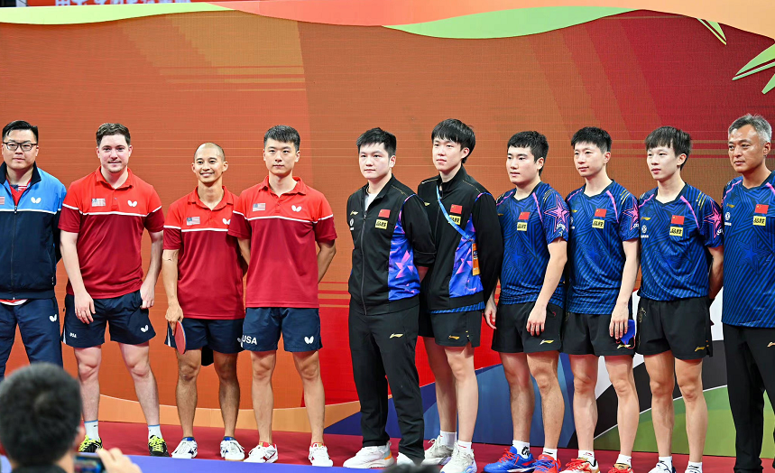 影响力!国乒赛后无法退场,马龙樊振东人气旺,对手争相合影休闲区蓝鸢梦想 - Www.slyday.coM 影响力!国乒赛后无法退场,马龙樊振东人气旺,对手争相合影休闲区蓝鸢梦想 - Www.slyday.coM