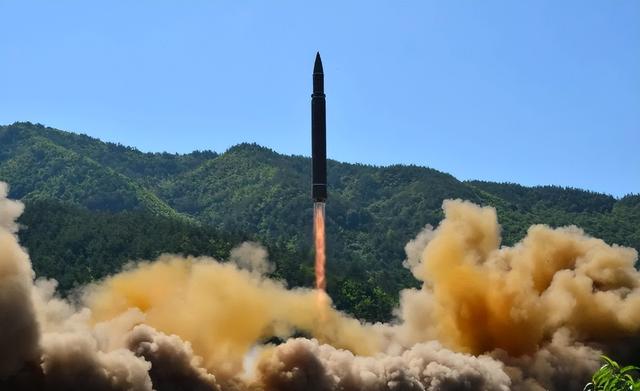 日方称朝鲜发射导弹通过日本上空，网友：习惯就好了休闲区蓝鸢梦想 - Www.slyday.coM