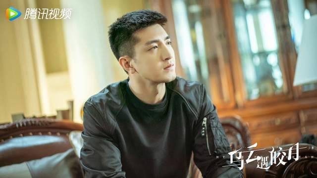 《乌云遇皎月》李一桐曾可妮平分秋色,金瀚智商武力双重担当休闲区蓝鸢梦想 - Www.slyday.coM 《乌云遇皎月》李一桐曾可妮平分秋色,金瀚智商武力双重担当休闲区蓝鸢梦想 - Www.slyday.coM