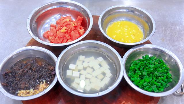 金秋十月易上火，少吃大鱼大肉，多吃这6种“碱性”菜，润燥去火休闲区蓝鸢梦想 - Www.slyday.coM