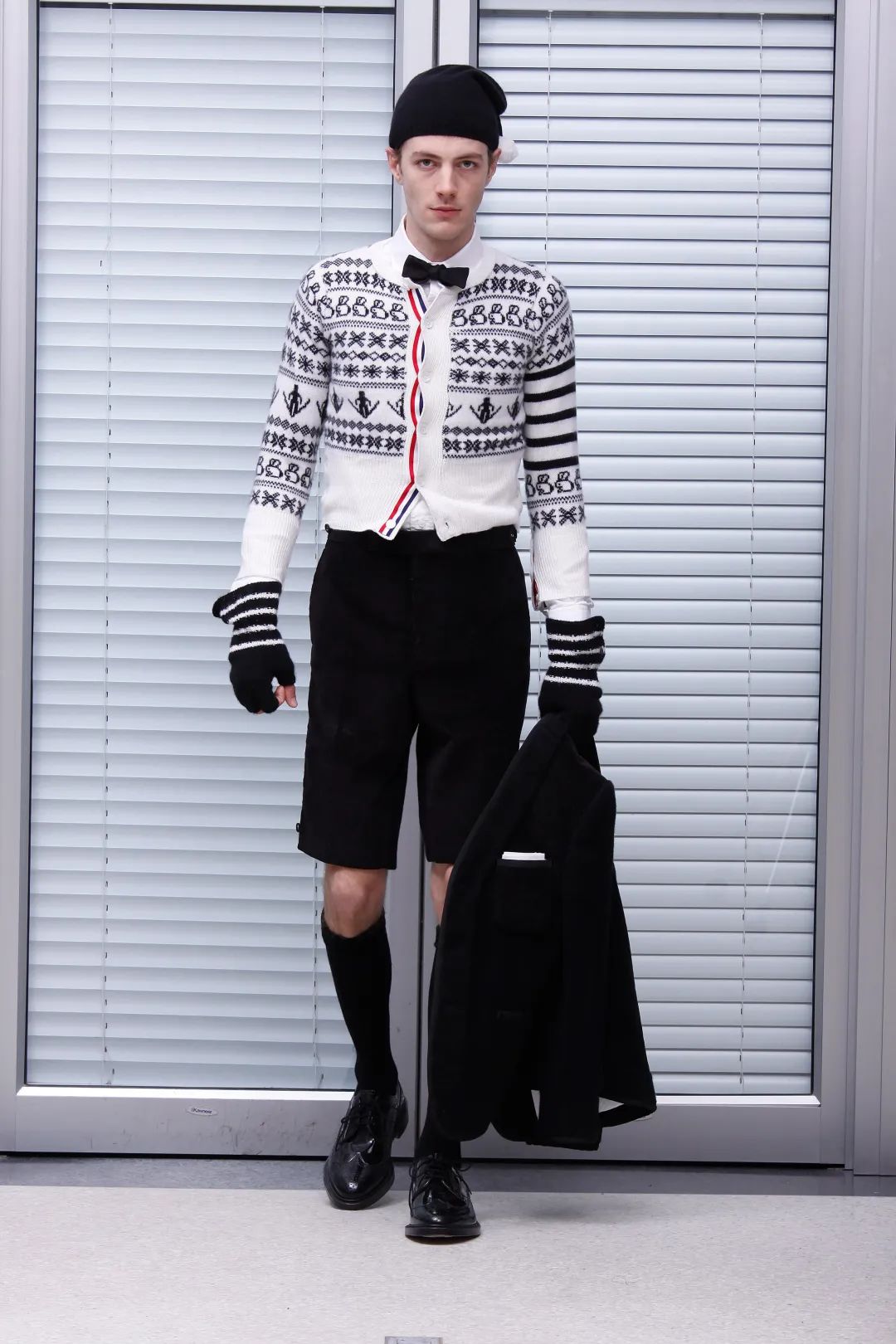 金秋十月，在“落花流水”的时节，如何掌握花系穿搭？休闲区蓝鸢梦想 - Www.slyday.coM