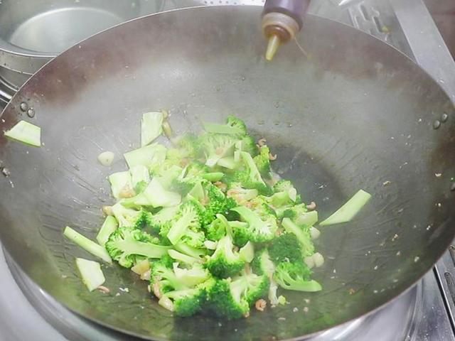 金秋十月易上火，少吃大鱼大肉，多吃这6种“碱性”菜，润燥去火休闲区蓝鸢梦想 - Www.slyday.coM