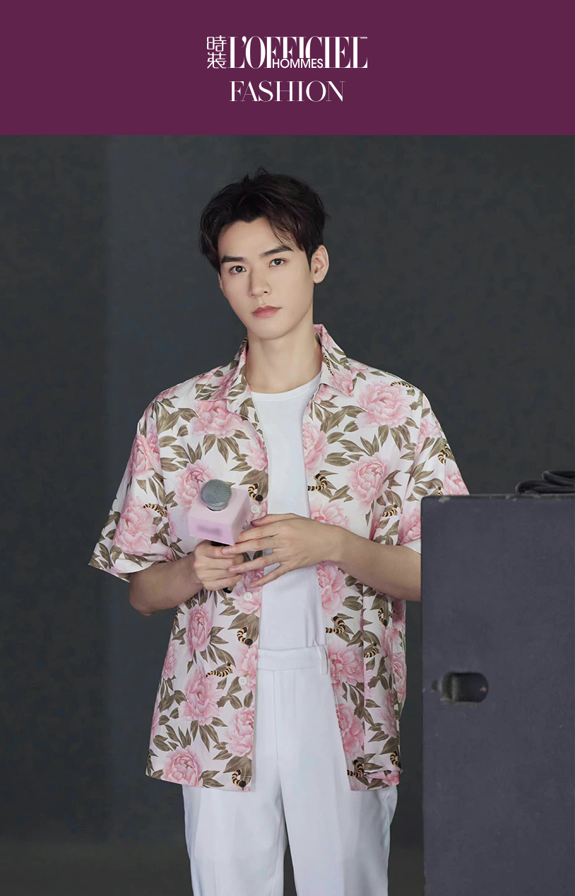 金秋十月，在“落花流水”的时节，如何掌握花系穿搭？休闲区蓝鸢梦想 - Www.slyday.coM