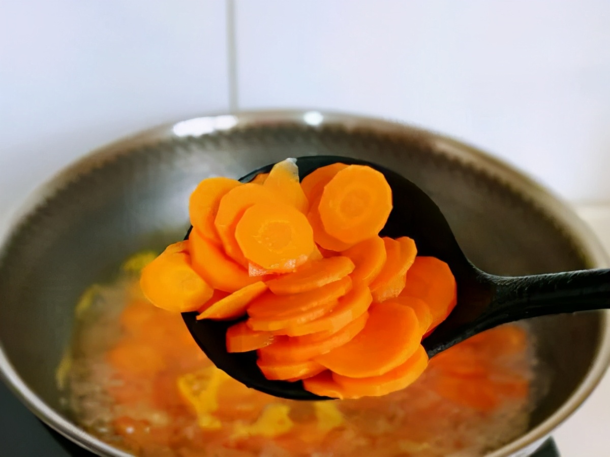 才知道,这3种蔬菜晒干后,比新鲜的还好吃,炒菜炖肉都行休闲区蓝鸢梦想 - Www.slyday.coM 才知道,这3种蔬菜晒干后,比新鲜的还好吃,炒菜炖肉都行休闲区蓝鸢梦想 - Www.slyday.coM
