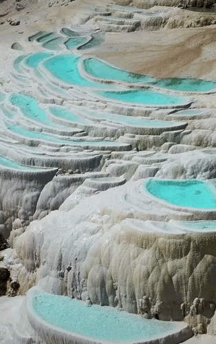 暂停！多地已发出通知！国庆不旅游的老人，恭喜你！还有这些，又全又免费....休闲区蓝鸢梦想 - Www.slyday.coM