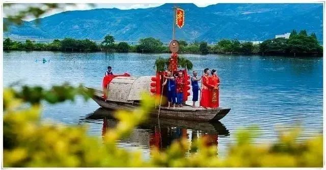 全网恭喜！4年办了100场婚礼，第101次才把新娘娶回家，多年感情终于曝光了休闲区蓝鸢梦想 - Www.slyday.coM