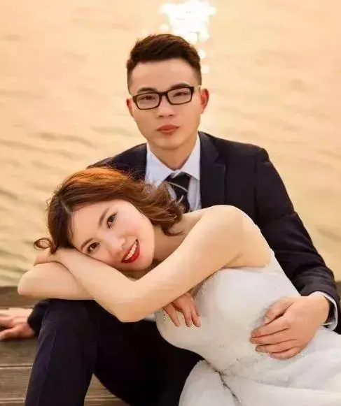 全网恭喜！4年办了100场婚礼，第101次才把新娘娶回家，多年感情终于曝光了休闲区蓝鸢梦想 - Www.slyday.coM