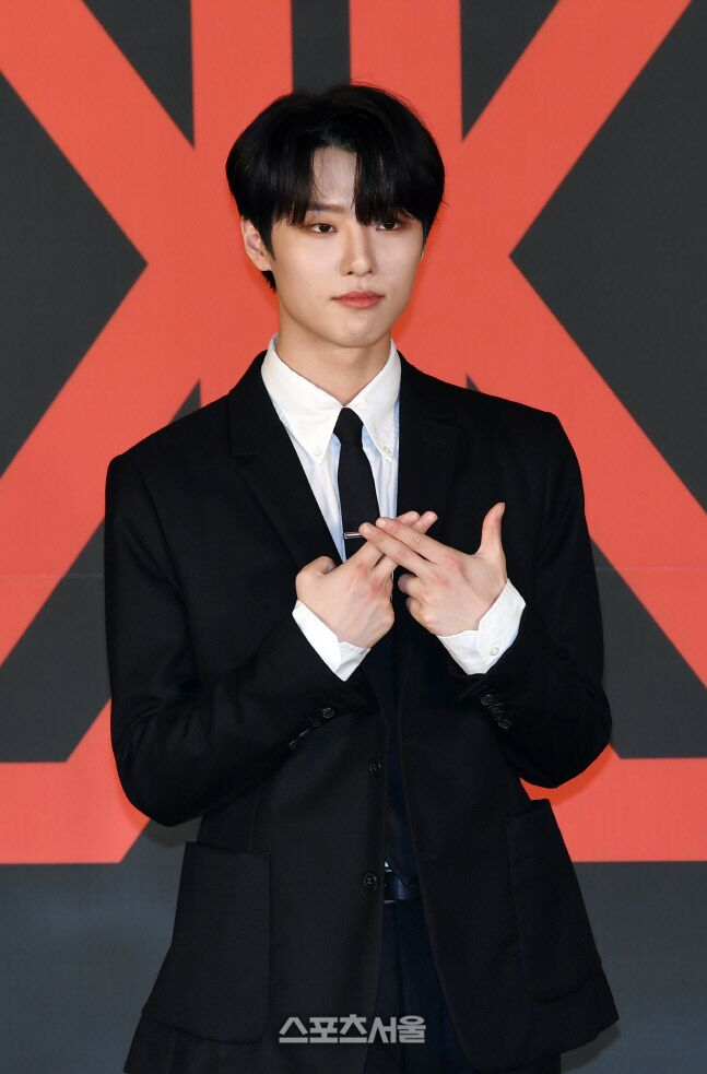 可算解约了,未来可期!|宋昰昀|李灿赫|李东海_新浪新闻