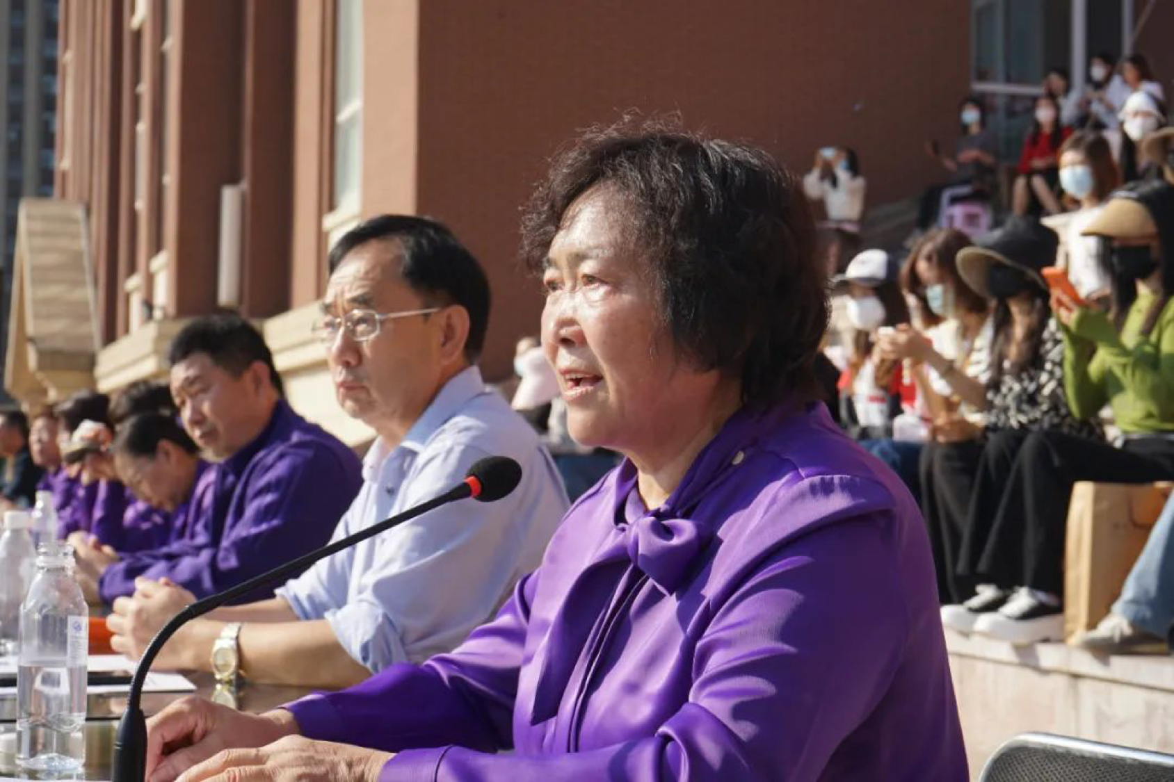 这是给祖国最美的告白！“爱我中华 爱我爱华”烟台爱华双语学校迎国庆系列活动精彩上演休闲区蓝鸢梦想 - Www.slyday.coM