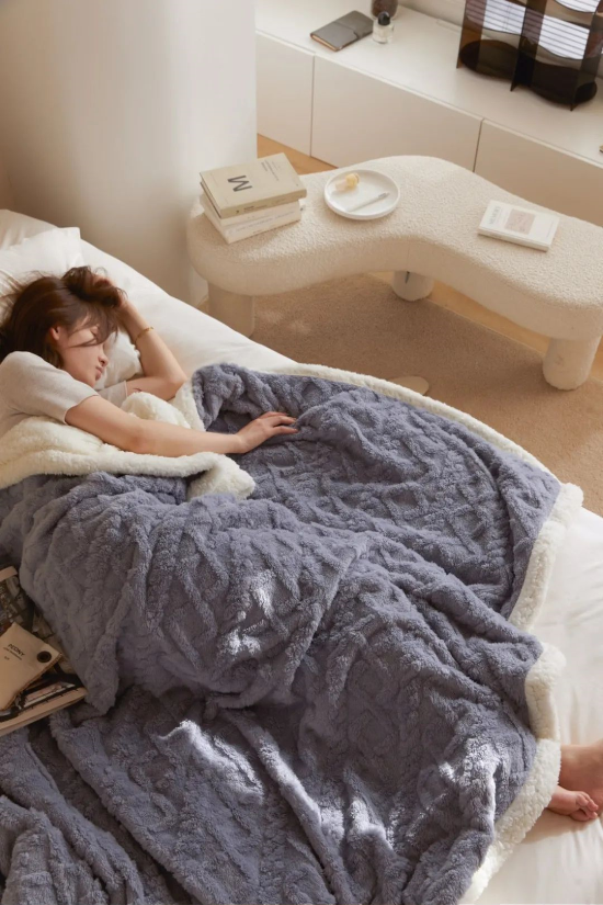 不要200+，我只花69元就买到了一条超保暖够厚实的毛毯！休闲区蓝鸢梦想 - Www.slyday.coM