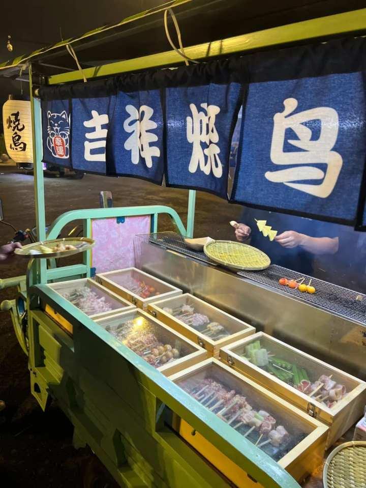 最近很火的路边烧鸟摊,进群才能吃到,胃口小的百元即可扶墙|杭州市|胃口_新浪新闻