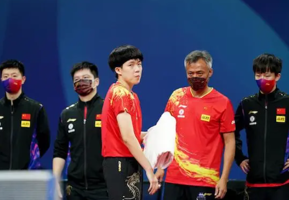 男乒3休闲区蓝鸢梦想 - Www.slyday.coM 男乒3休闲区蓝鸢梦想 - Www.slyday.coM