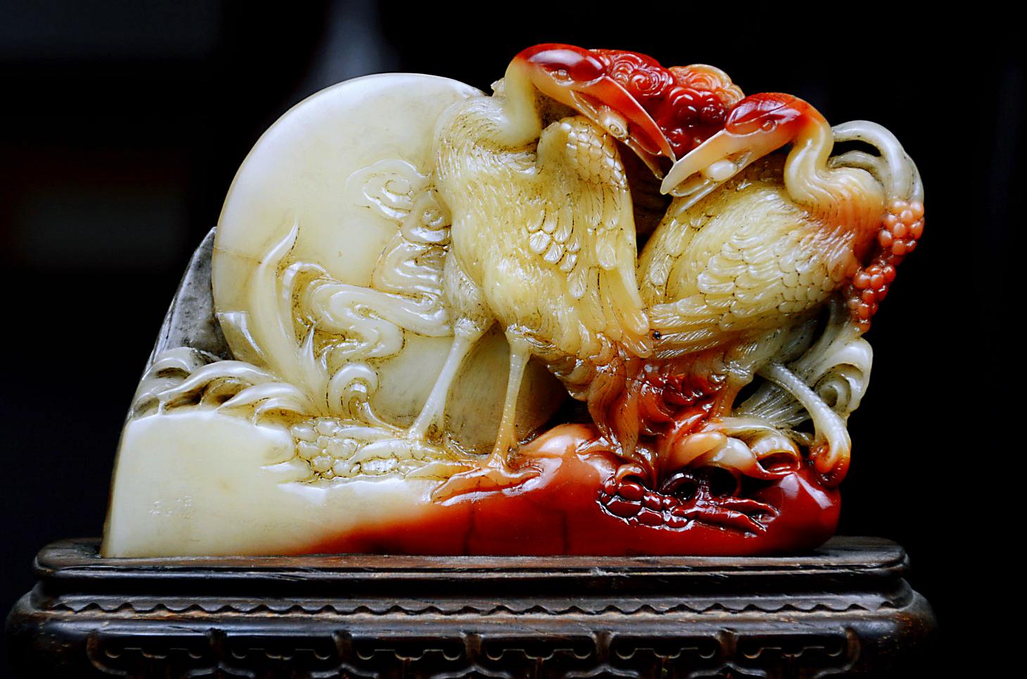 雕刻饱满且文化厚重——寿山石收藏家黄坚的经典作品鉴赏(寿山石雕刻