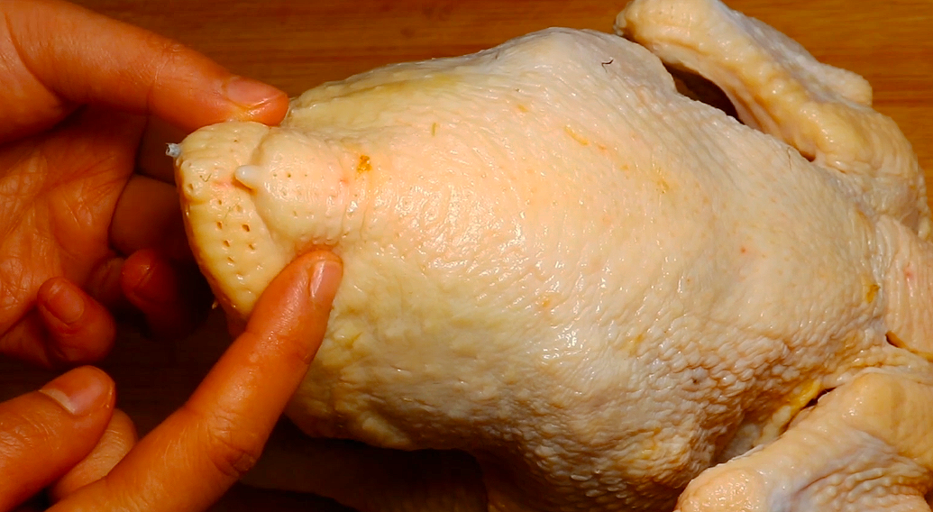 鸡的4个部位毒素最强,不要随便吃!__财经头条