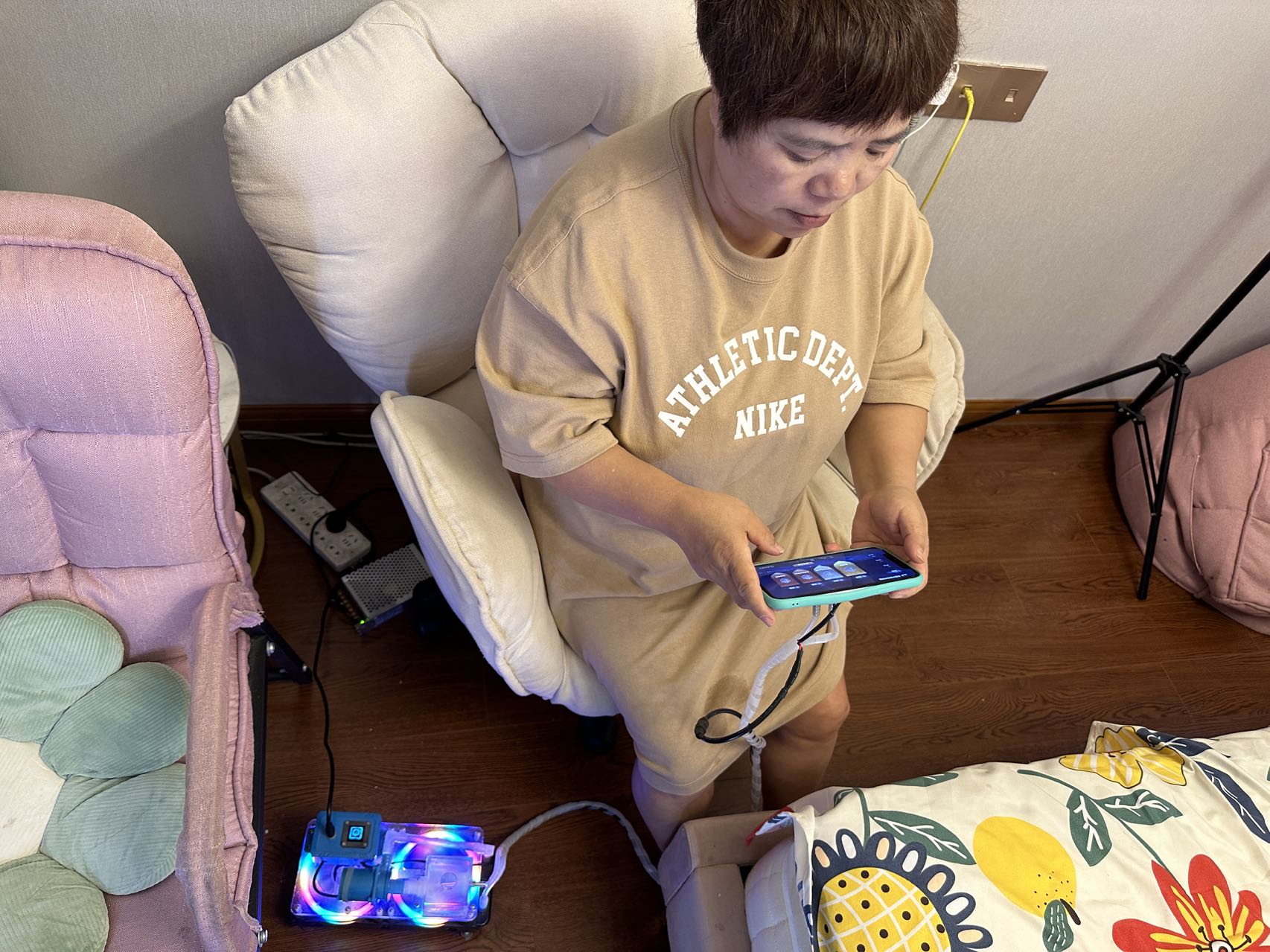 成都51岁"电竞大妈"拿下全国大赛赛点冠军 鼓励女儿勇敢追梦休闲区蓝鸢梦想 - Www.slyday.coM