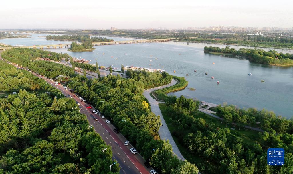 江河奔腾看中国丨海河流域：绿色发展 和谐共生休闲区蓝鸢梦想 - Www.slyday.coM