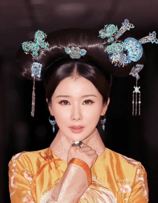 那些削骨的女星还好吗？脸歪僵硬、挂不住肉，杨幂、鞠婧祎都崩了！休闲区蓝鸢梦想 - Www.slyday.coM