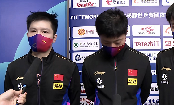 不服！国乒男团晋级决赛，赛后樊振东检讨，不该被张本智和逆转休闲区蓝鸢梦想 - Www.slyday.coM