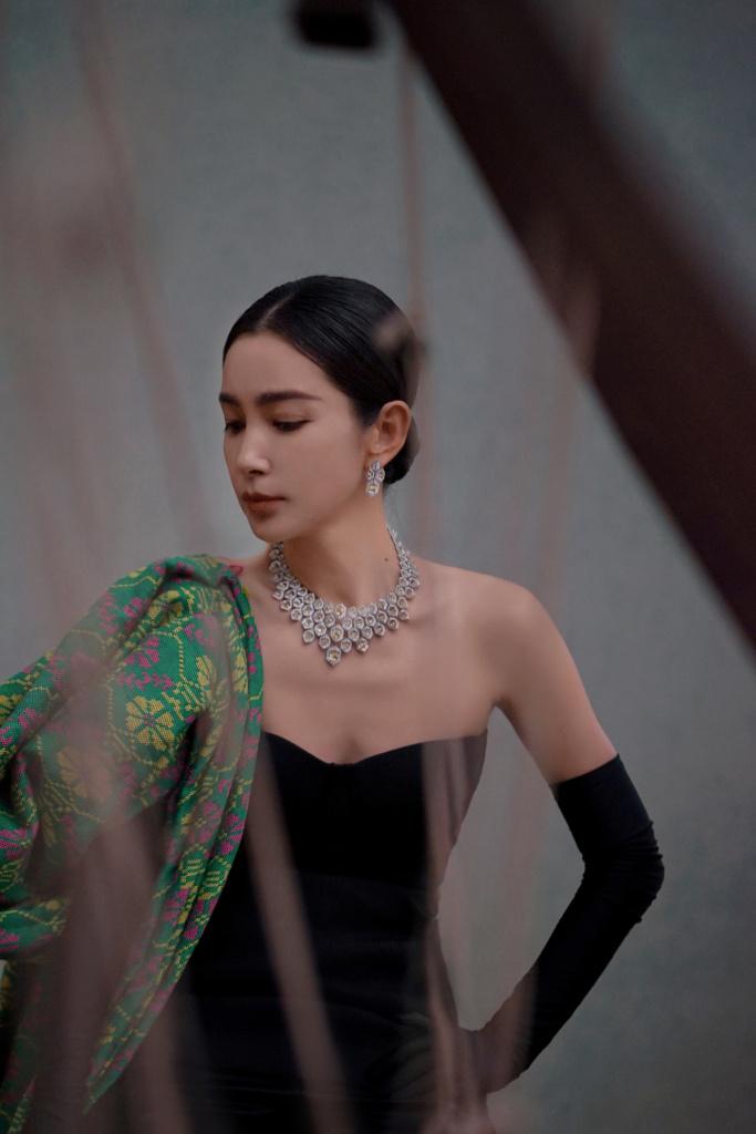 李冰冰低盘发造型东方韵味大片，气场强大满满女人味休闲区蓝鸢梦想 - Www.slyday.coM