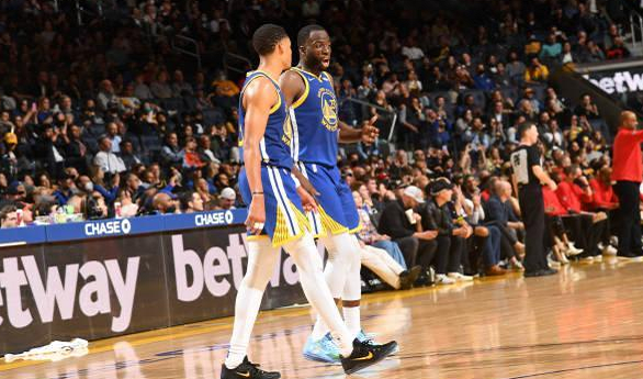 发酵!追梦格林被勇士禁赛几场?上万球迷投票,超半数认为严惩休闲区蓝鸢梦想 - Www.slyday.coM 发酵!追梦格林被勇士禁赛几场?上万球迷投票,超半数认为严惩休闲区蓝鸢梦想 - Www.slyday.coM