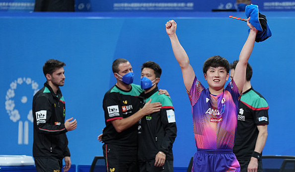 万众瞩目！国乒男团女团决战日本，复仇张本智和，冲垮伊藤美诚休闲区蓝鸢梦想 - Www.slyday.coM