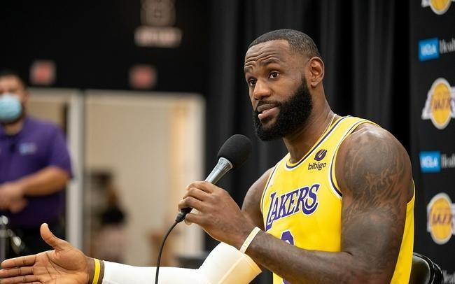 詹姆斯：谁想找追梦格林的麻烦先过我这一关，一群网络键盘侠而已休闲区蓝鸢梦想 - Www.slyday.coM