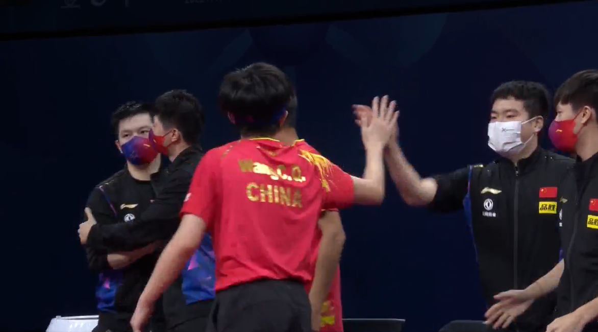 有谁留意马龙拥抱樊振东,从1号主力到3号,马龙站好了每一班岗休闲区蓝鸢梦想 - Www.slyday.coM 有谁留意马龙拥抱樊振东,从1号主力到3号,马龙站好了每一班岗休闲区蓝鸢梦想 - Www.slyday.coM