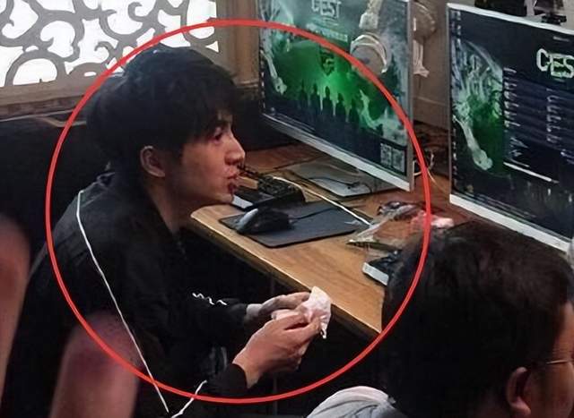 林更新剧组给赵丽颖下厨好居家，娱乐圈太需要烟火气的演员了休闲区蓝鸢梦想 - Www.slyday.coM