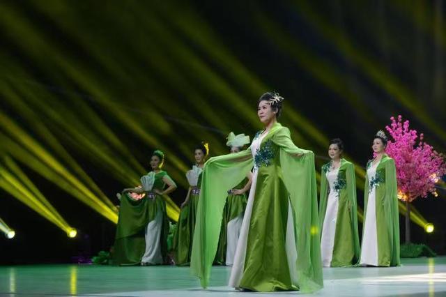 “正雅杯”2022河南省第一届中老年模特广场舞大赛圆满落幕