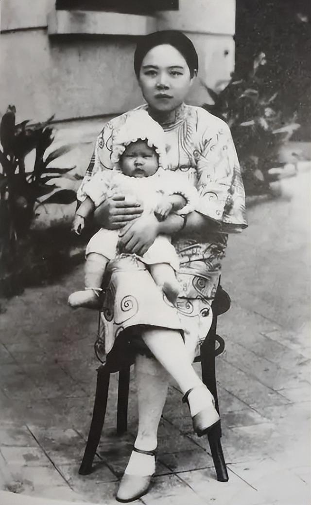 将军夫人马佩璋:丈夫婚内与人产子,她"去母留子"保全婚姻__财经头条