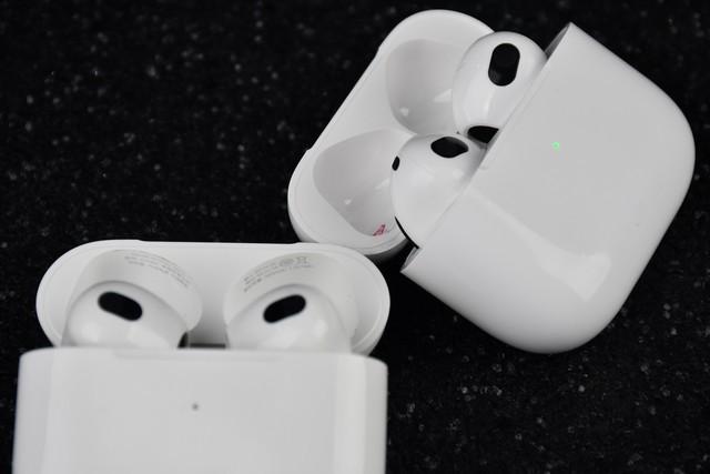 都是科技与狠活！30块的华强北AirPods比原装的还好用休闲区蓝鸢梦想 - Www.slyday.coM