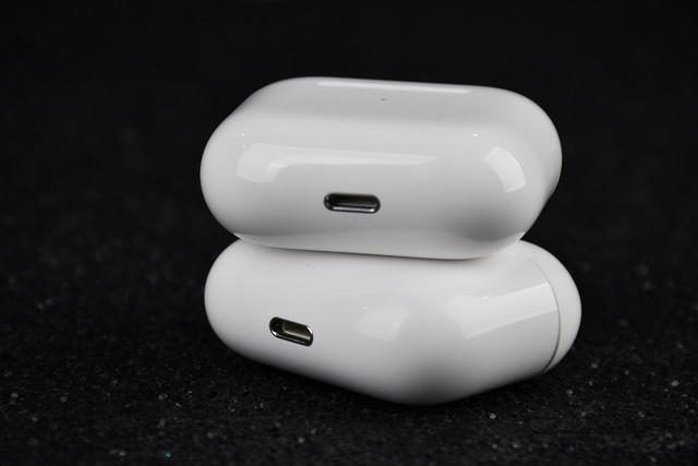 都是科技与狠活！30块的华强北AirPods比原装的还好用休闲区蓝鸢梦想 - Www.slyday.coM