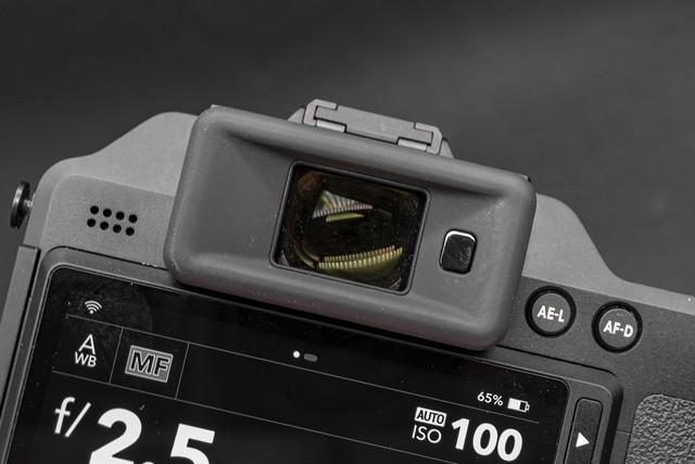 10万元的快乐 哈苏X2D 100C一亿像素中画幅相机评测休闲区蓝鸢梦想 - Www.slyday.coM