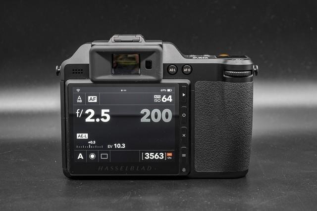 10万元的快乐 哈苏X2D 100C一亿像素中画幅相机评测休闲区蓝鸢梦想 - Www.slyday.coM