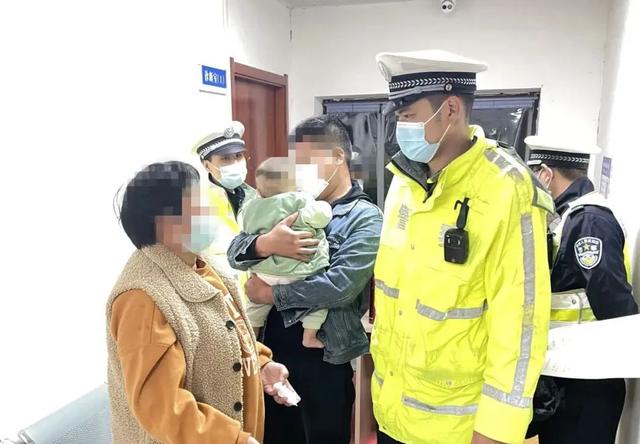我为群众办实事丨孩子高烧父亲酒后驾车送医 焦作交警暖心处置赢得称赞休闲区蓝鸢梦想 - Www.slyday.coM