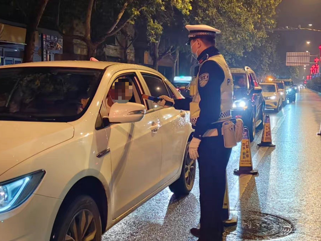 收假没收心？酒驾被查处！休闲区蓝鸢梦想 - Www.slyday.coM