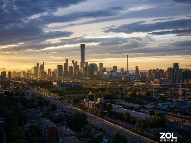 10万元的快乐 哈苏X2D 100C一亿像素中画幅相机评测休闲区蓝鸢梦想 - Www.slyday.coM