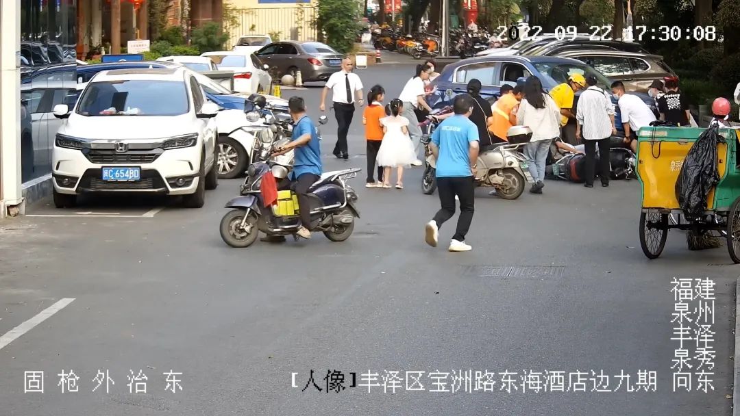 「万福借包子救人？这剧最大的骗局，是把王阳塞进片头充门面」