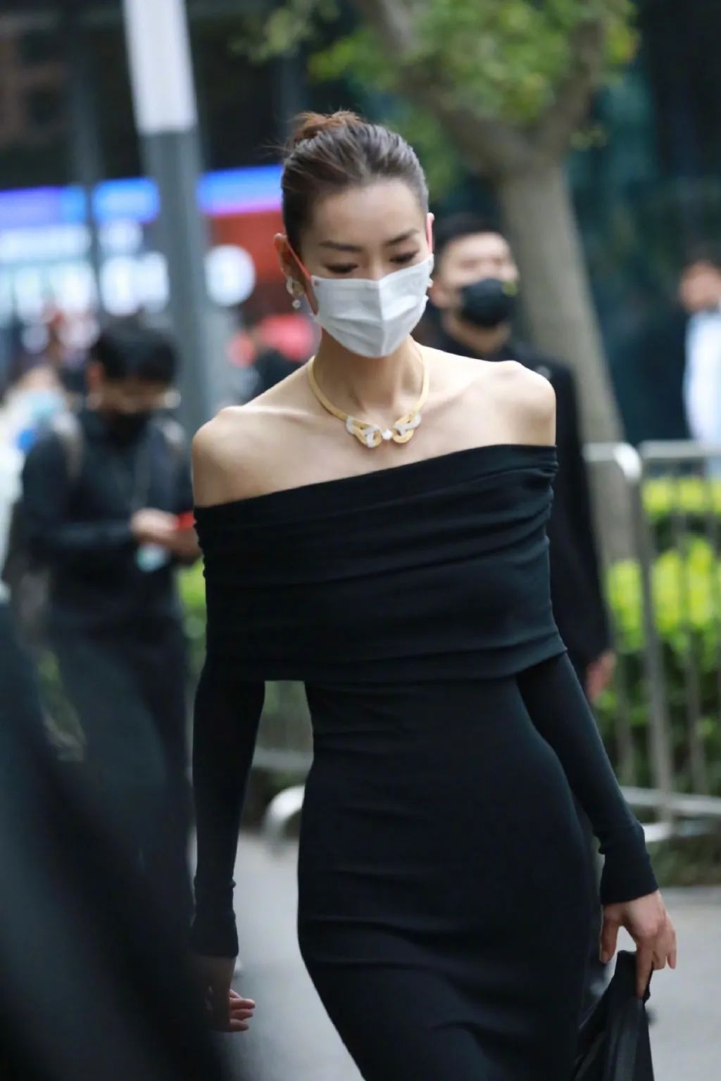 刘雯vs全美第一大网红？！这……休闲区蓝鸢梦想 - Www.slyday.coM